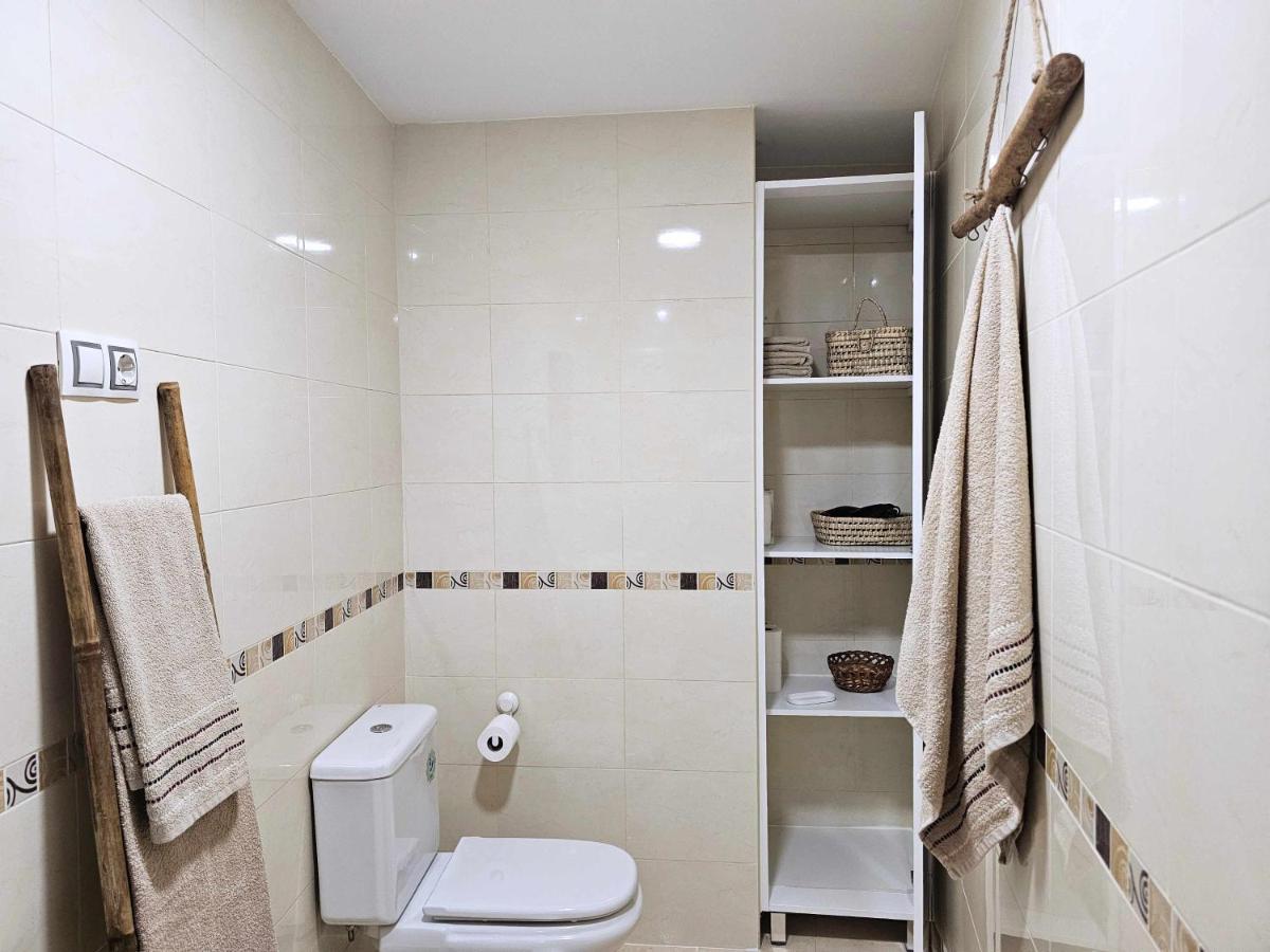 Апартаменти La Pereta Immaculate Quiet House Free Parking Малага Екстер'єр фото