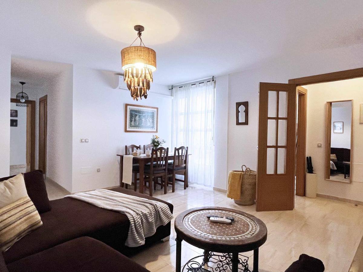 Апартаменти La Pereta Immaculate Quiet House Free Parking Малага Екстер'єр фото