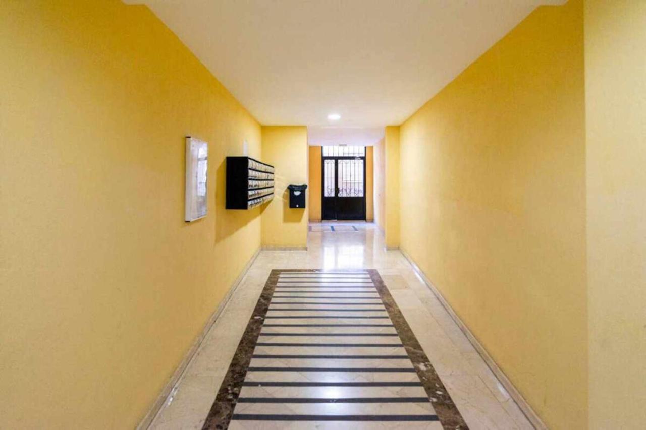 Апартаменти La Pereta Immaculate Quiet House Free Parking Малага Екстер'єр фото