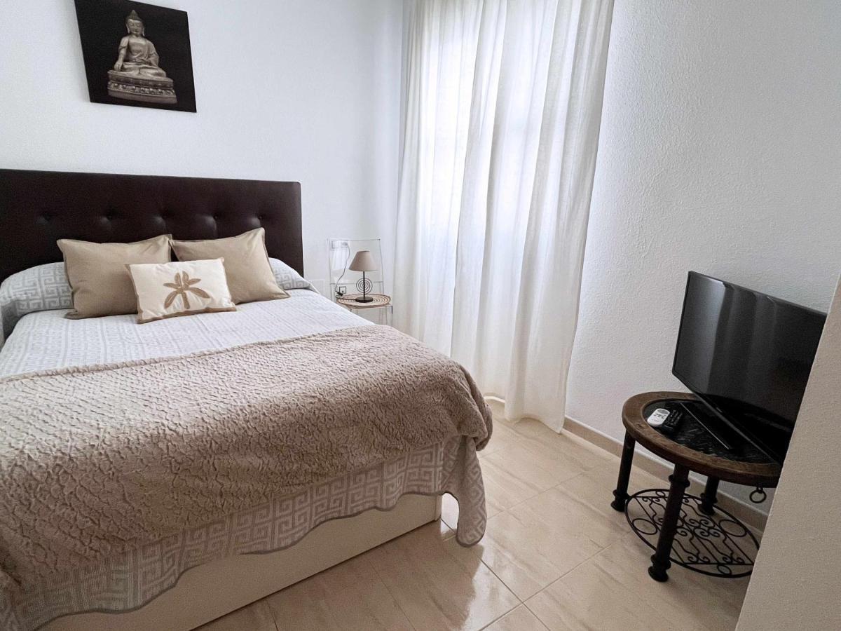 Апартаменти La Pereta Immaculate Quiet House Free Parking Малага Екстер'єр фото
